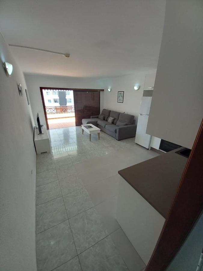 Victoria Court 2- Lovely Apartment 25 Arona  Exterior foto