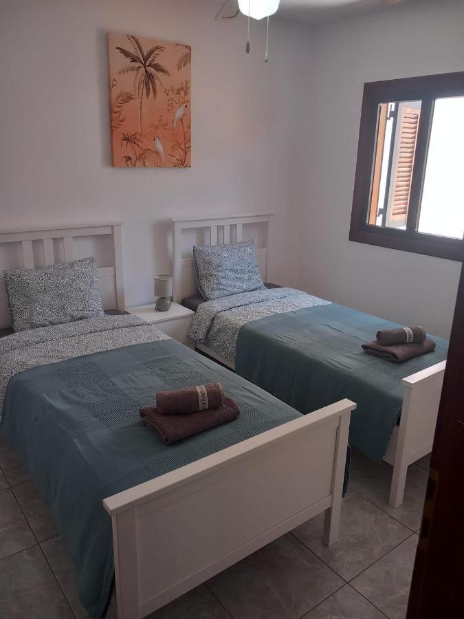 Victoria Court 2- Lovely Apartment 25 Arona  Exterior foto